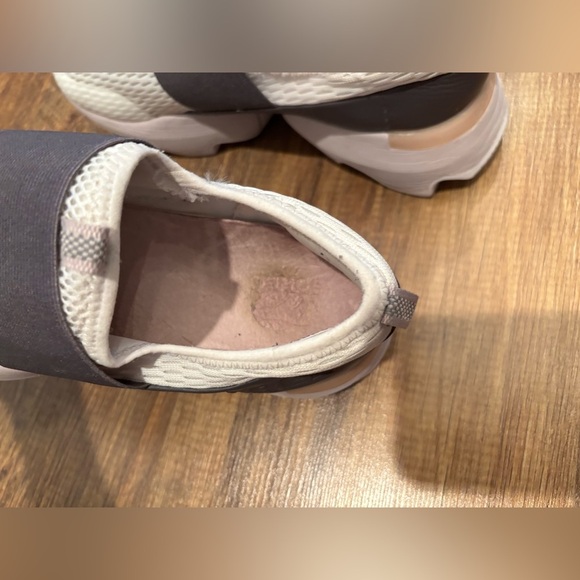 Sorel Women's Sneakers in White and Gray - Picture 4 of 15